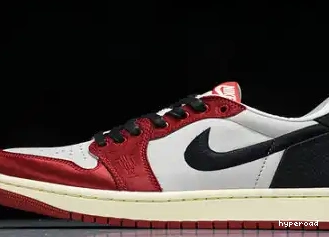 Hyperoad Room Retro Jordan 1 Trophy OG Low Home 0608